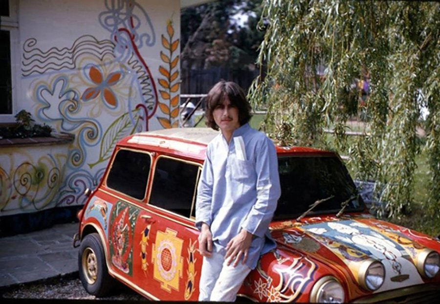 The Fool: o coletivo de artistas que levou os Beatles a psicodelia